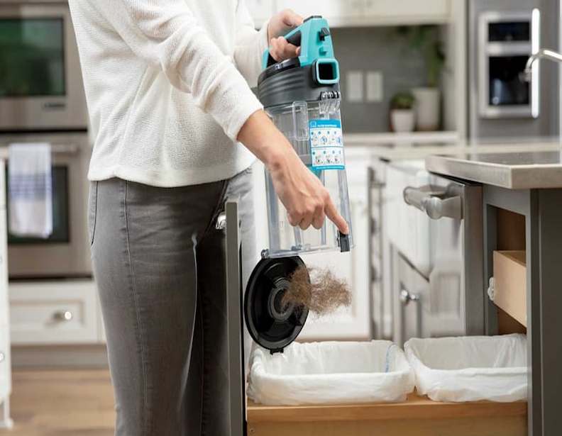 BISSELL 2852 MultiClean Allergen Lift-Off Pet Bagless Vacuum