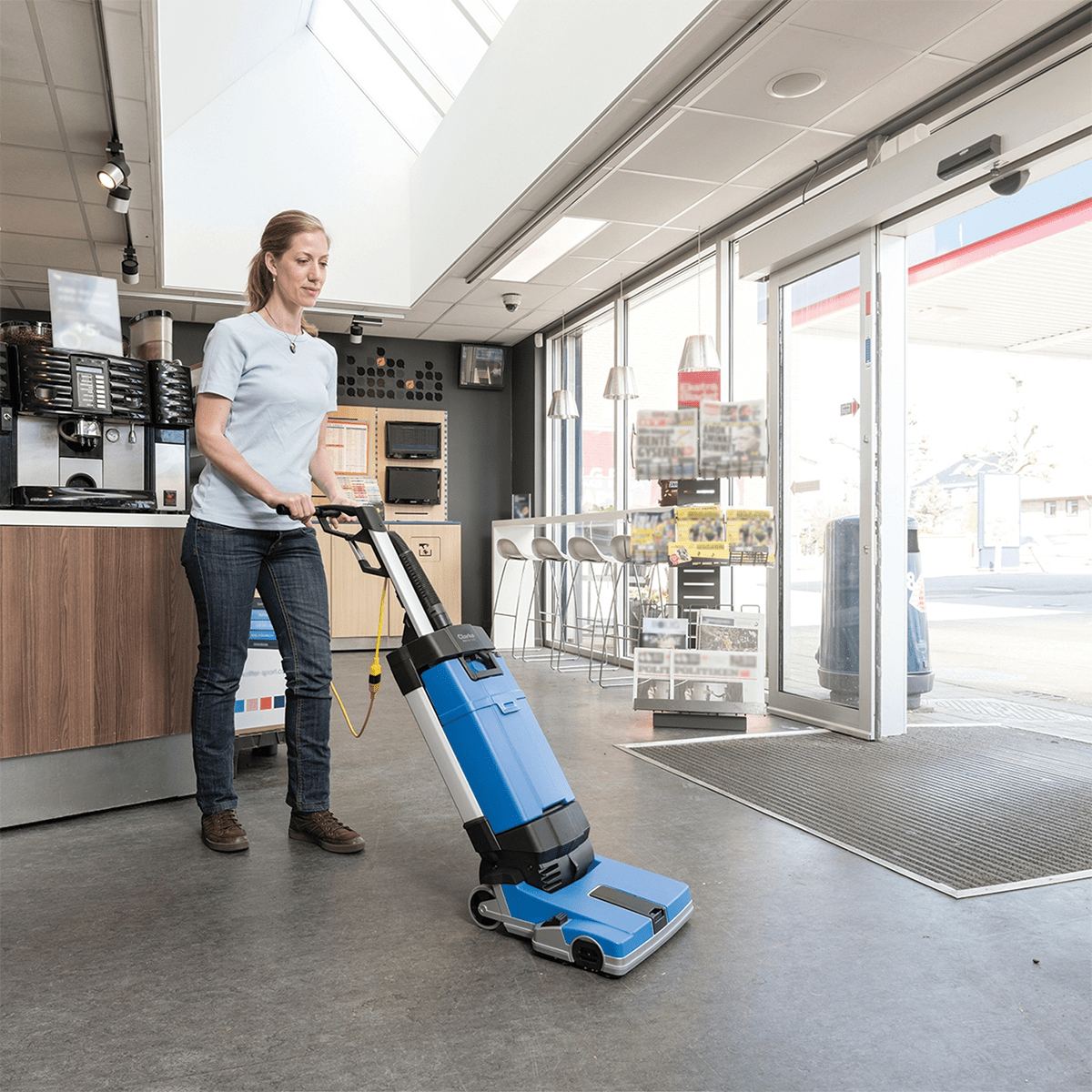 Clarke MA10 12E Upright Floor Scrubber